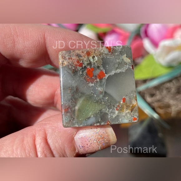 Crystal Pyramids - Picture 10 of 12